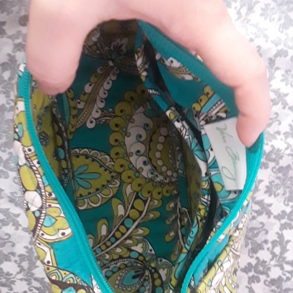 Vera Bradley Bag - Picture 5 of 6